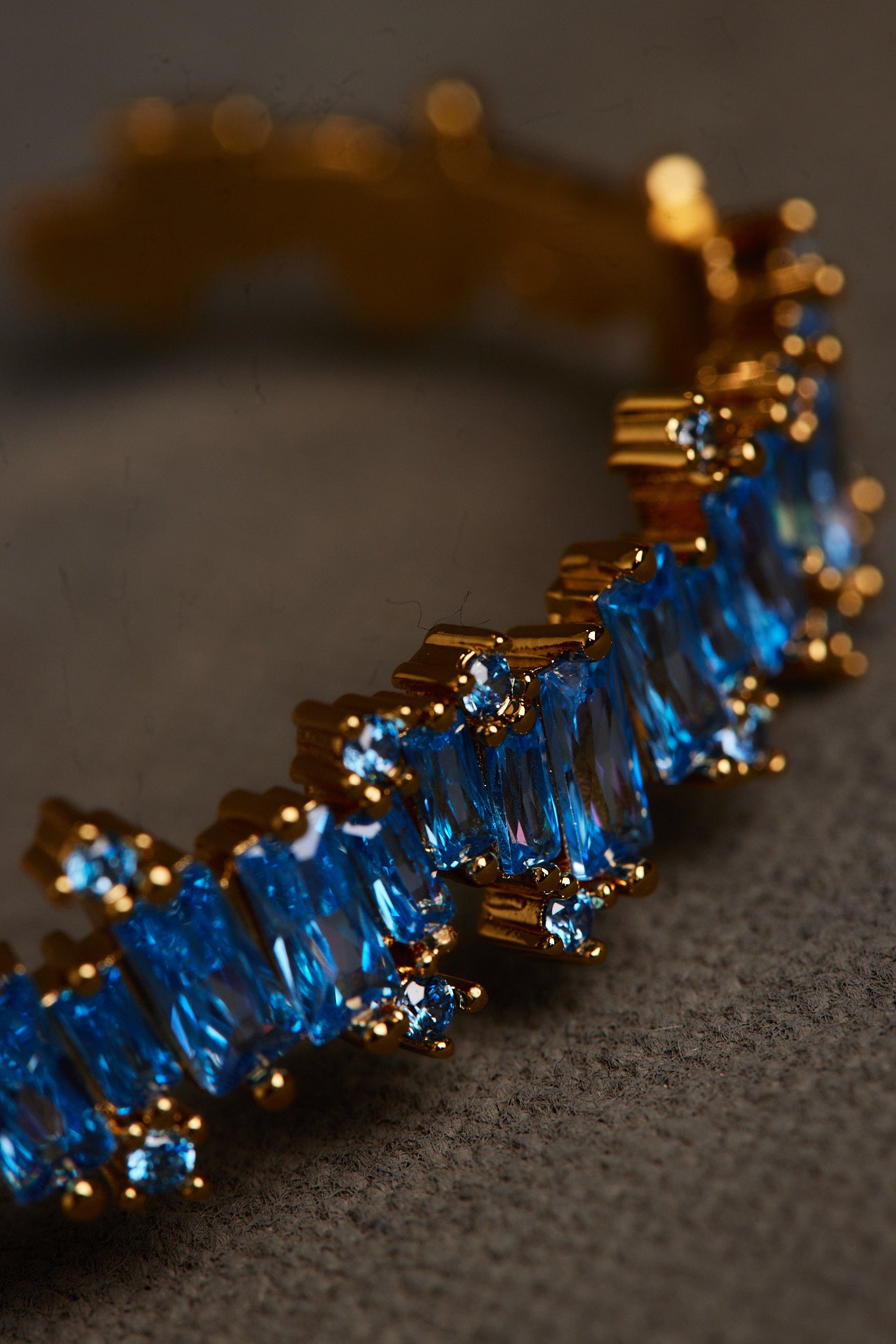 RAEL BANGLE