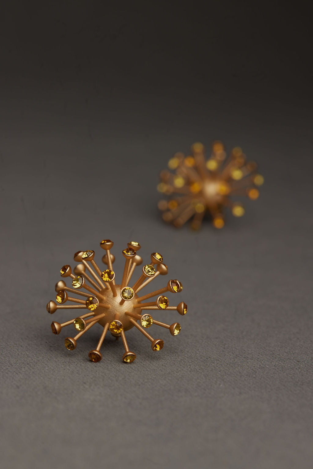 EYRA EARRINGS