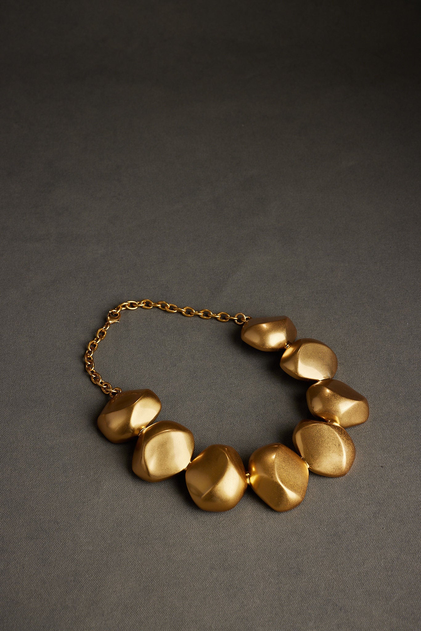 AARI NECKLACE
