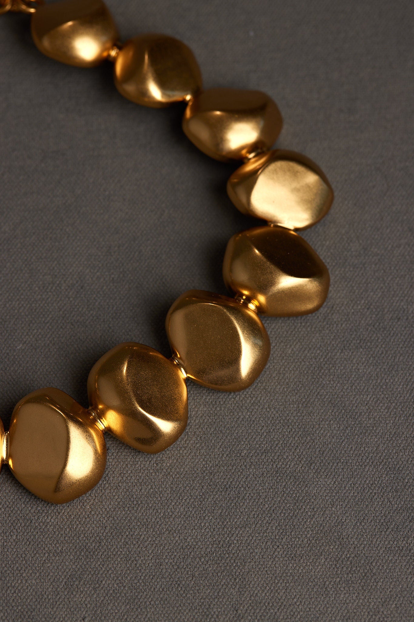 AARI NECKLACE