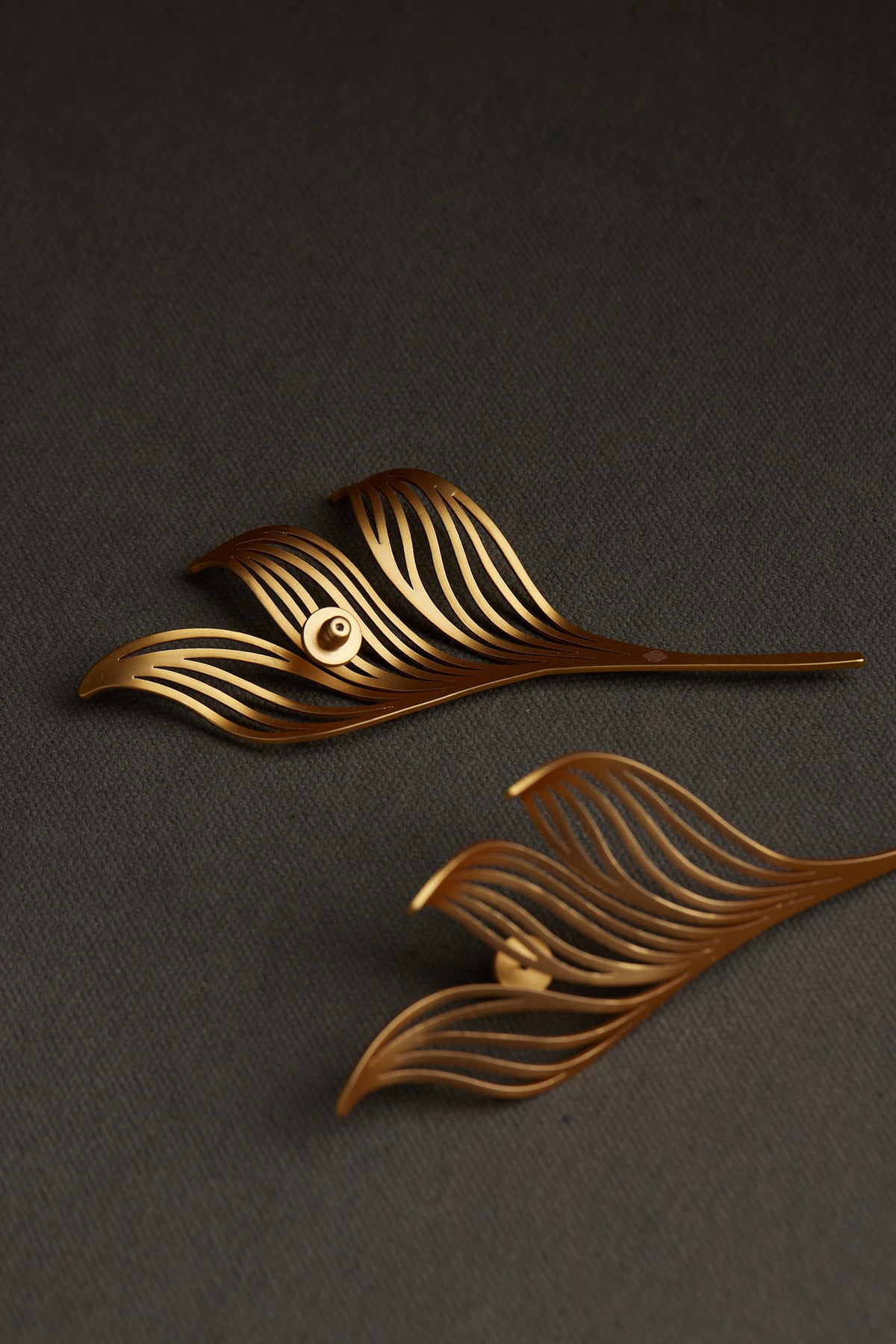 ROWE EARRING