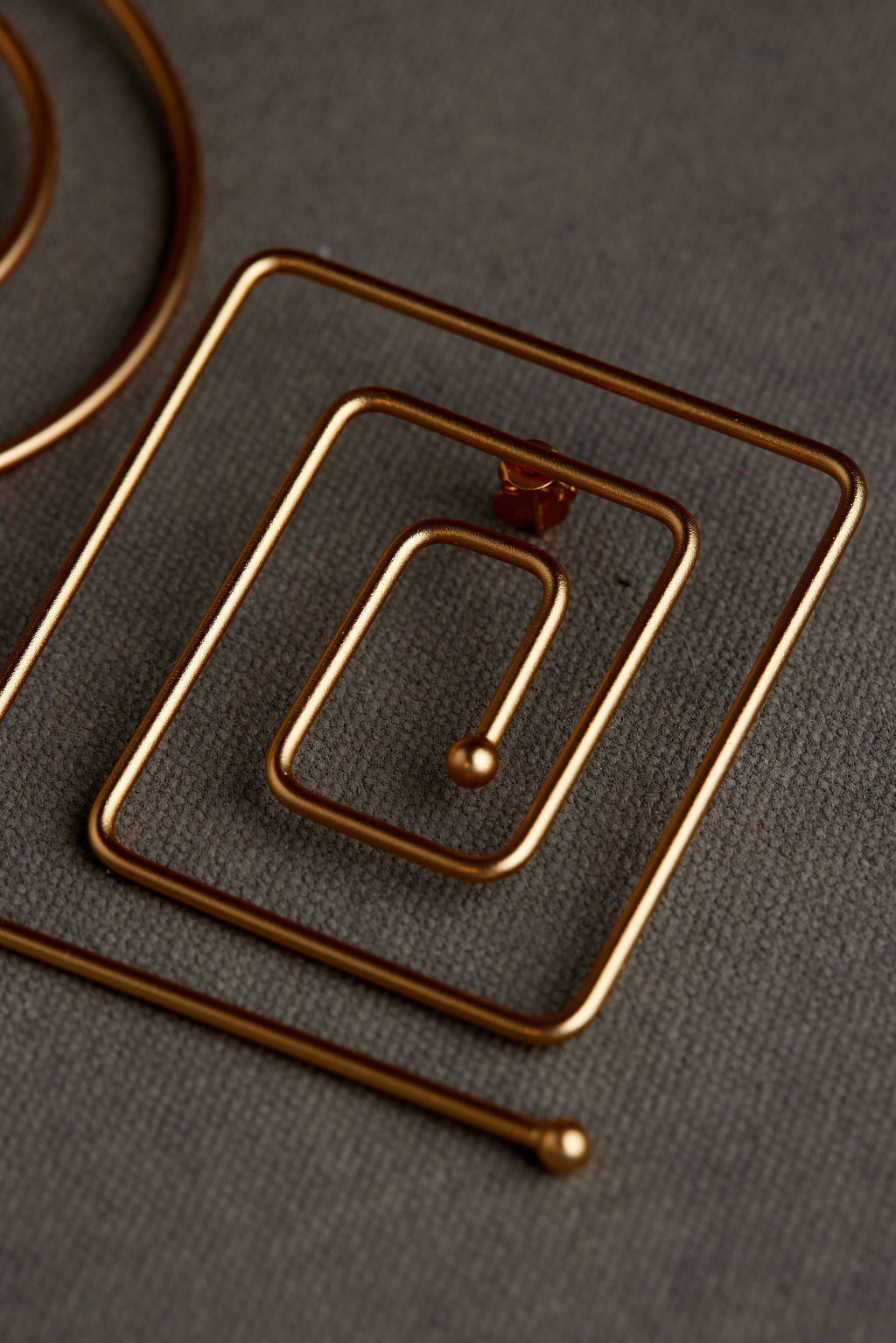BINA EARRING