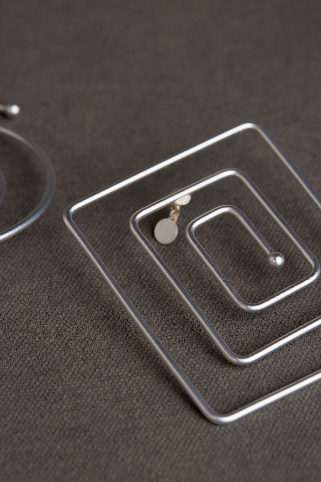 BINA EARRING