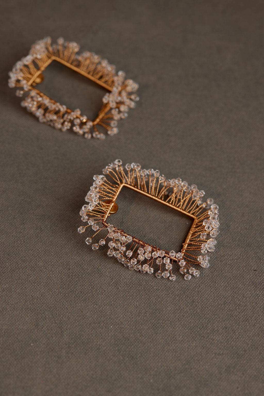 NIVA EARRING