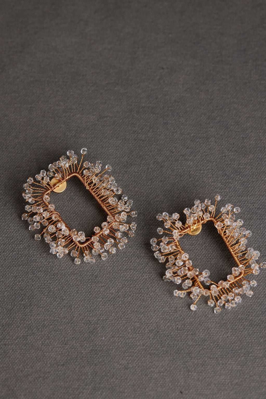 NIVA EARRING