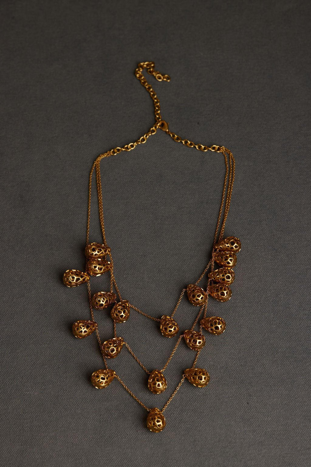 RAHA NECKLACE