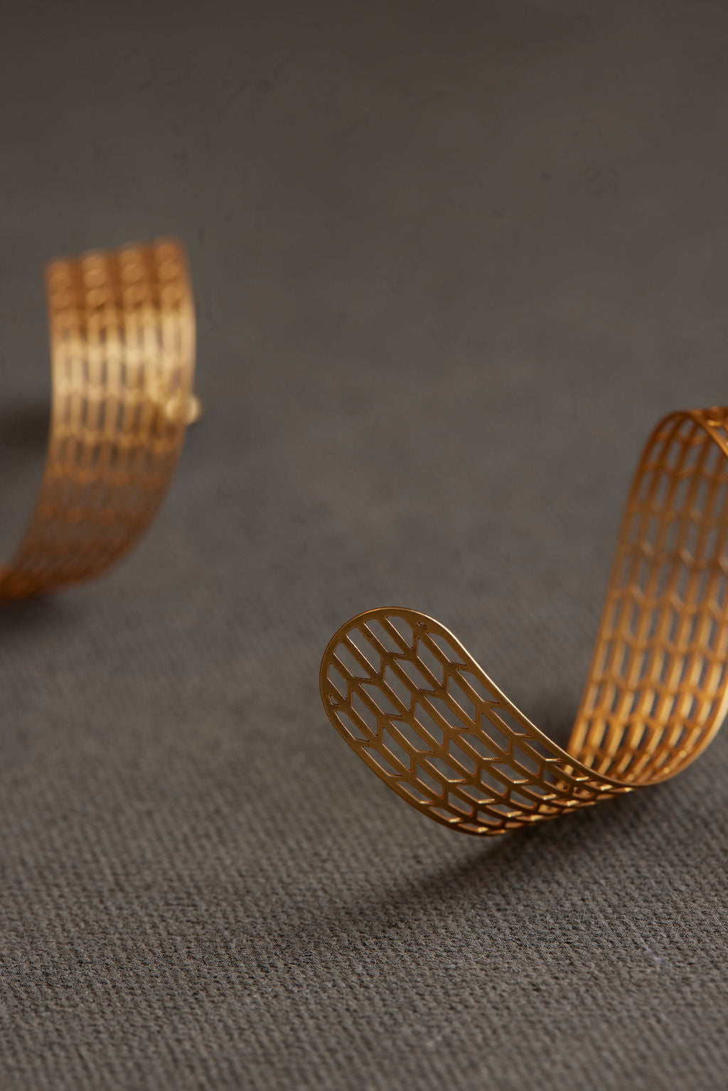 ZETA EARRING