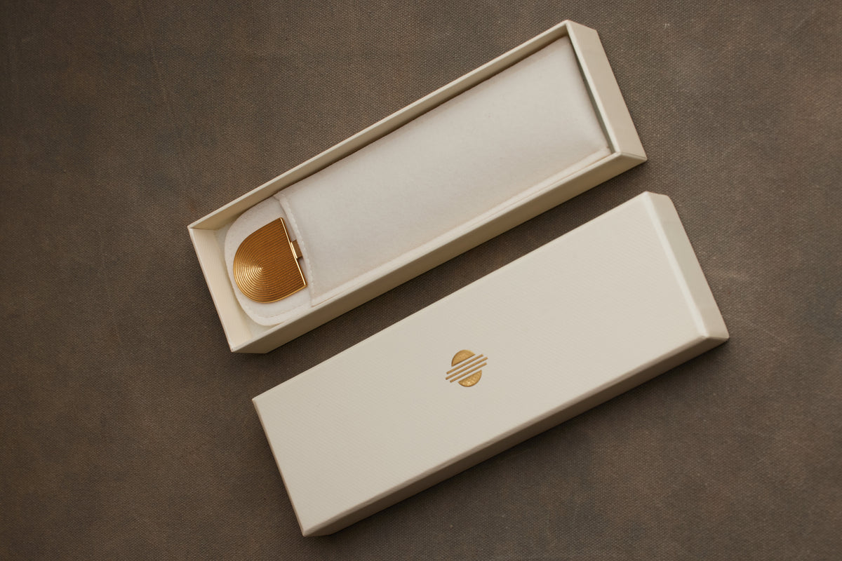 ADAI BOOKMARK