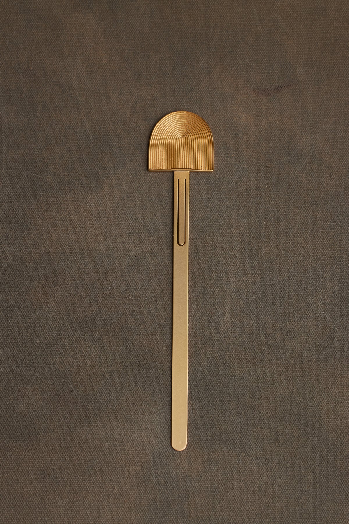 ADAI BOOKMARK