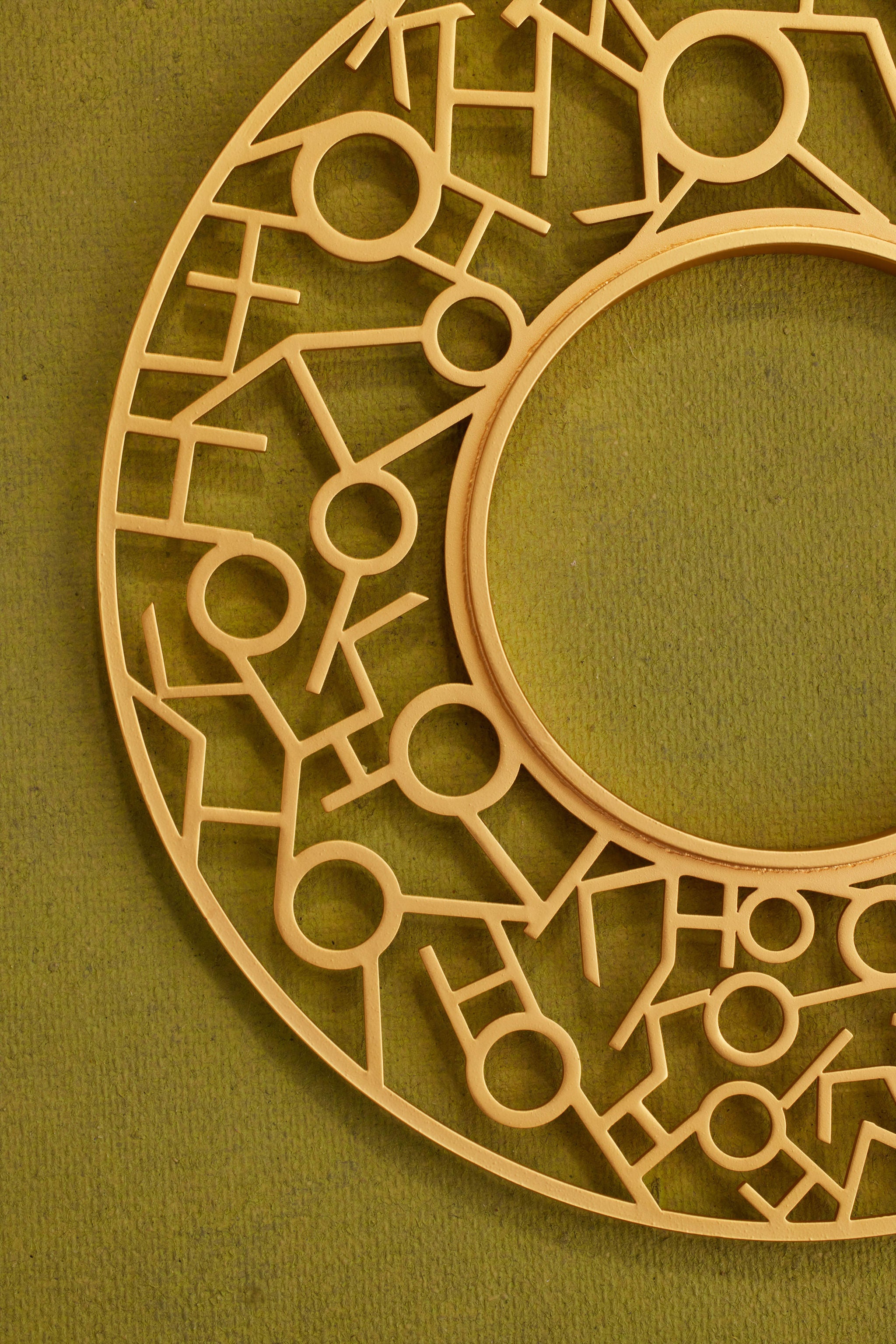 AMIR-KHOI-GOLD-BANGLE