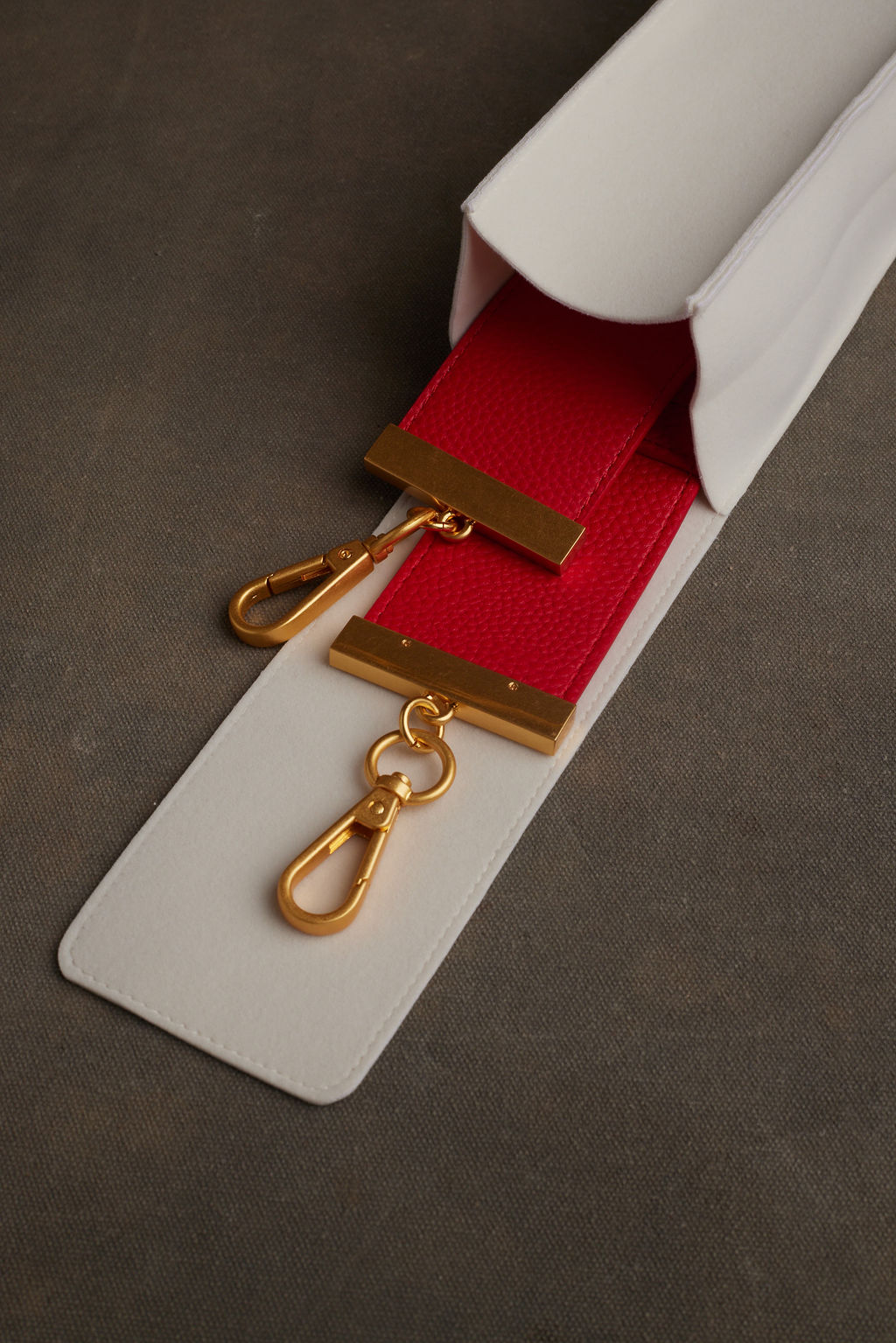 ADAH STRAP