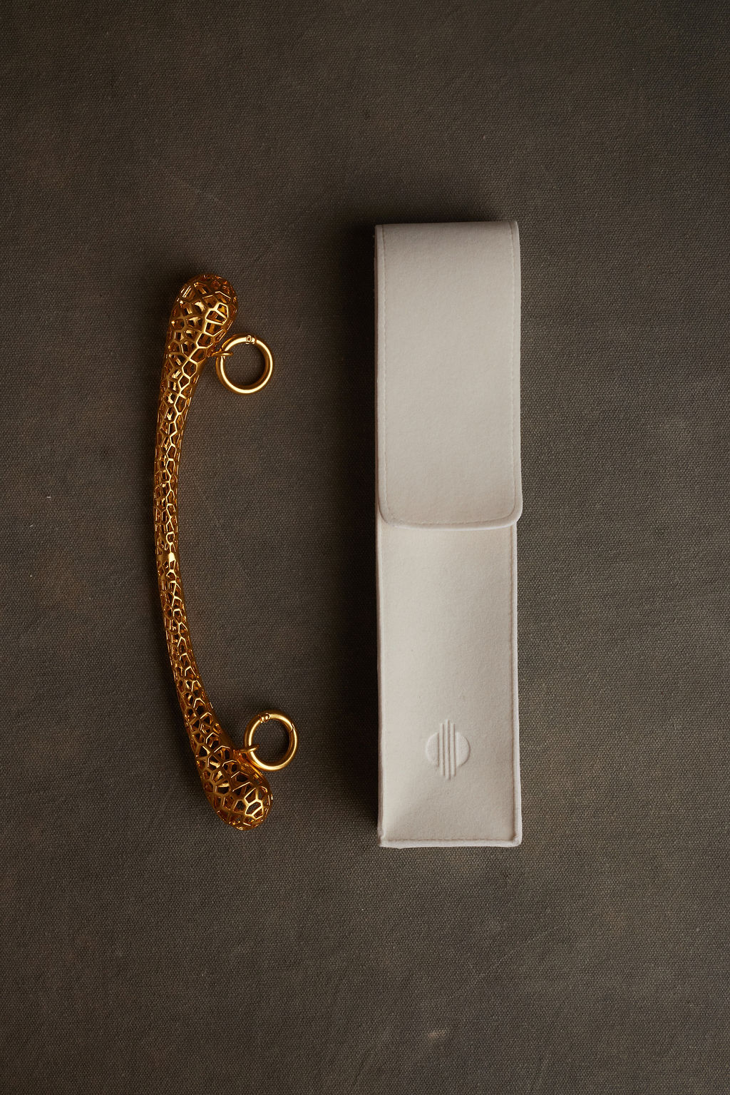 Ansa Handle