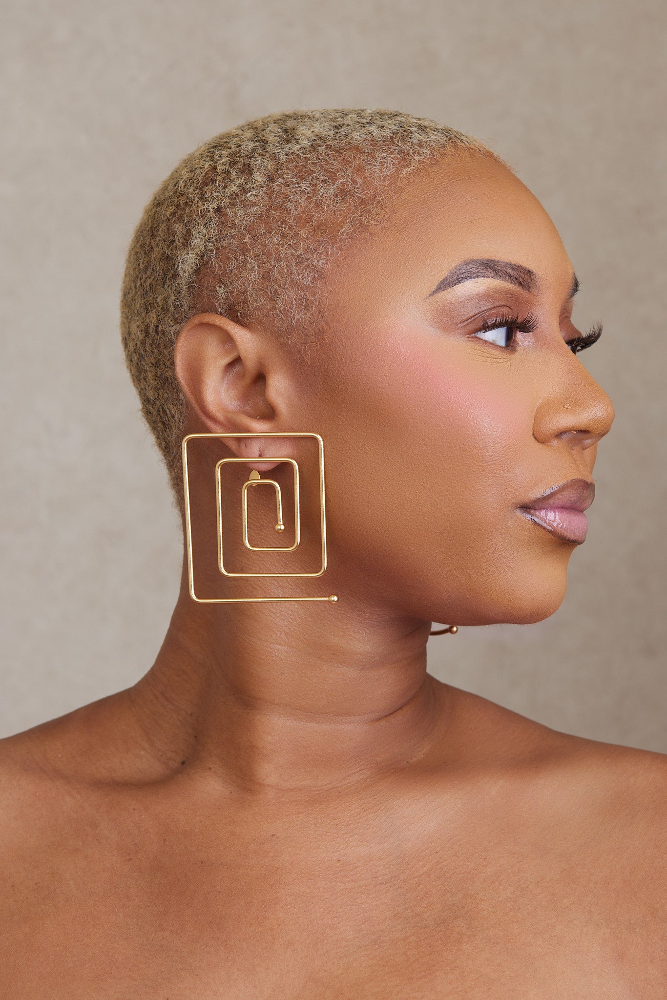 BINA EARRING