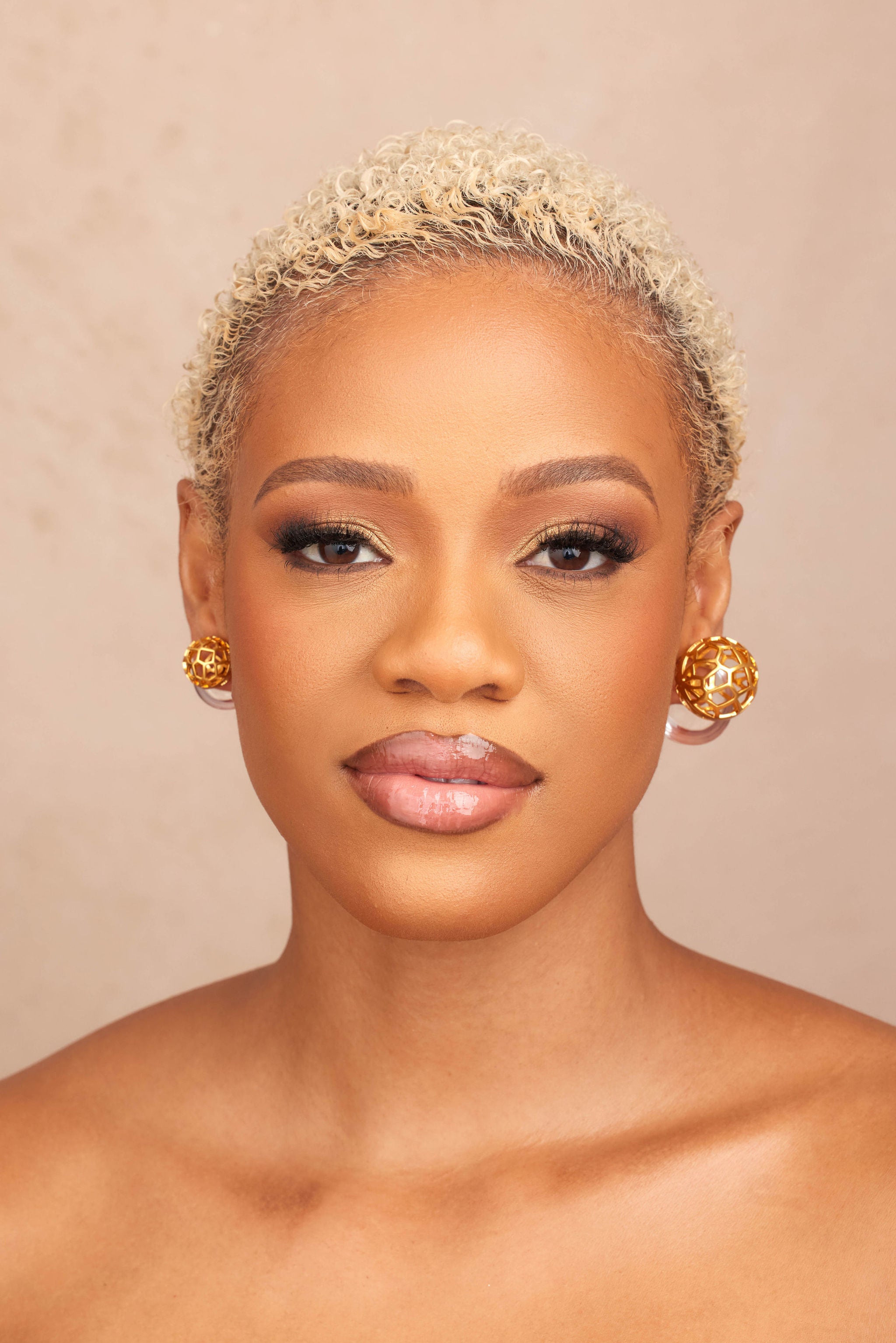 BRIE-ACRYYLIC-CAGE-EARRING-Comparison