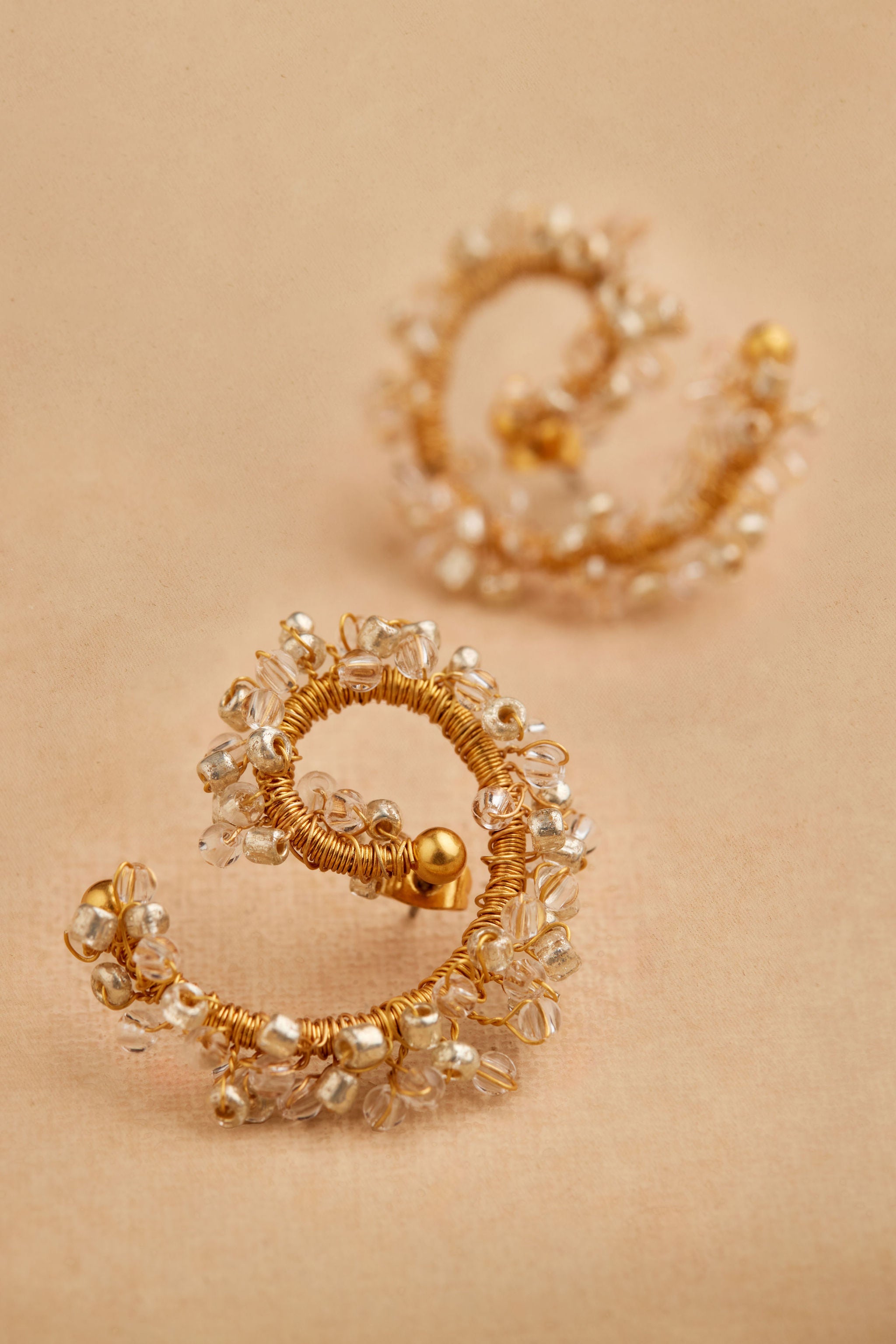AVIA EARRING