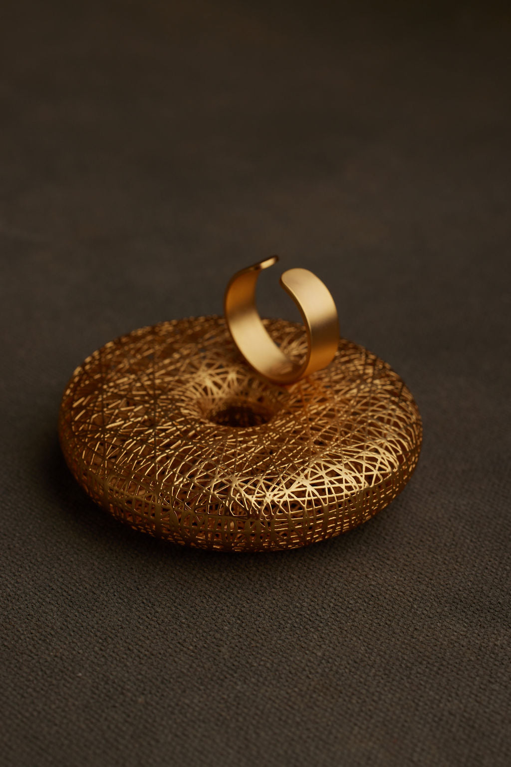 DEMA RING