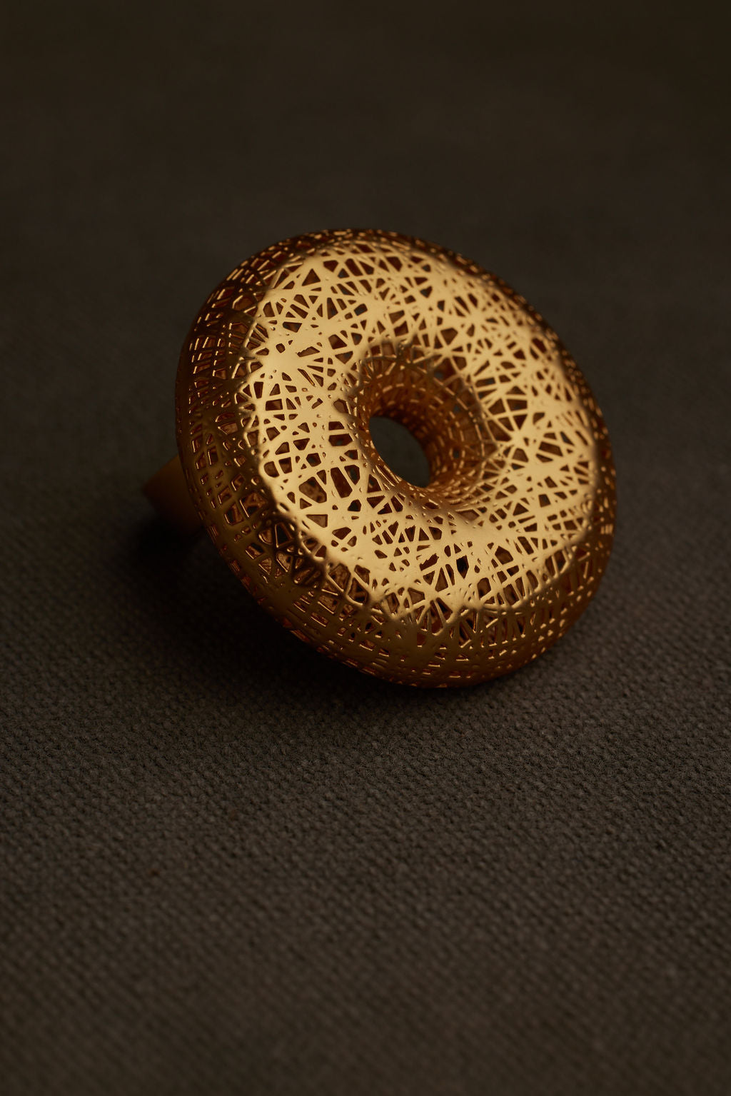 DEMA RING