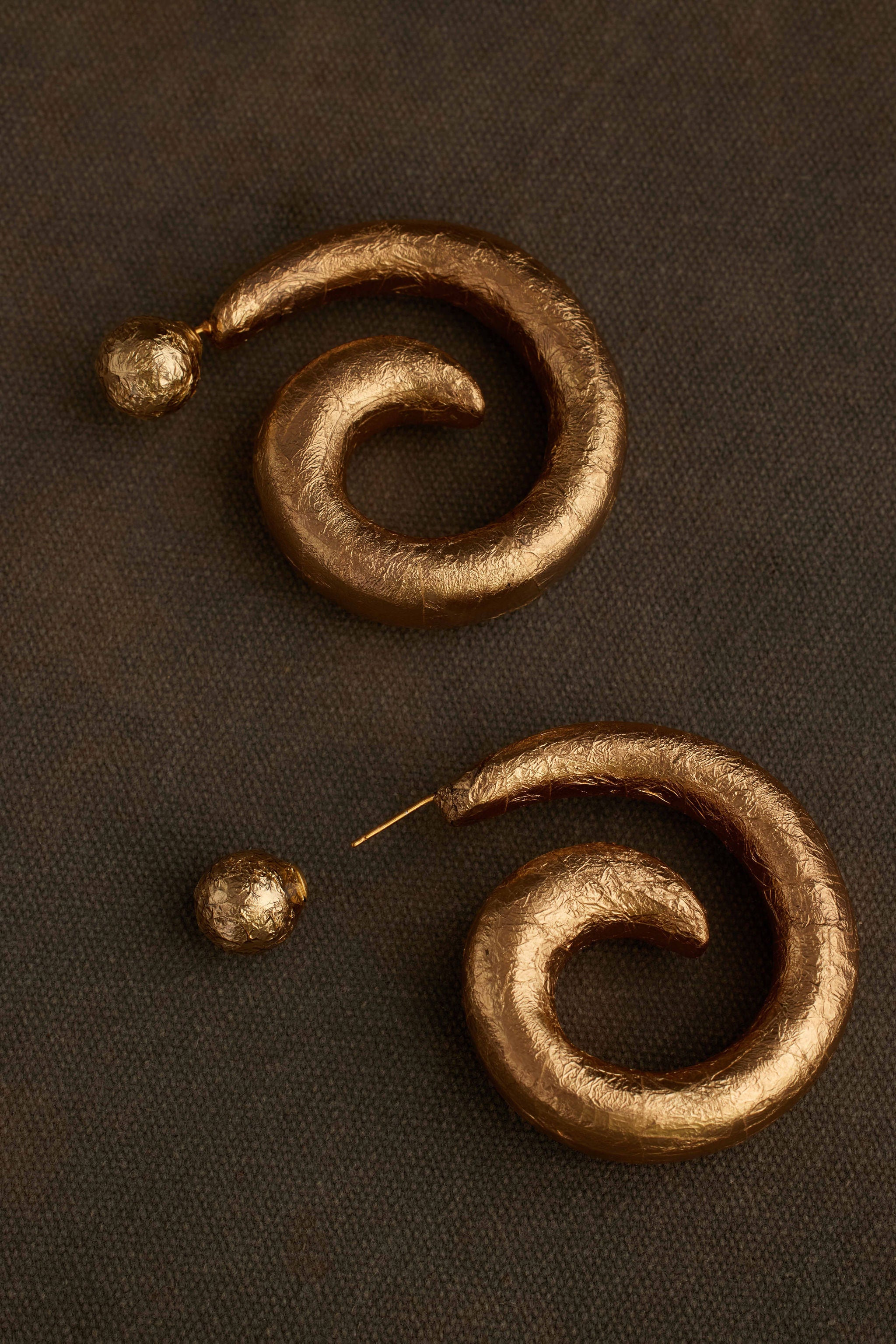 DIEM EARRING