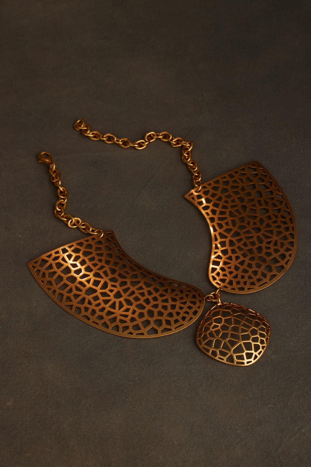 DIXY NECKLACE