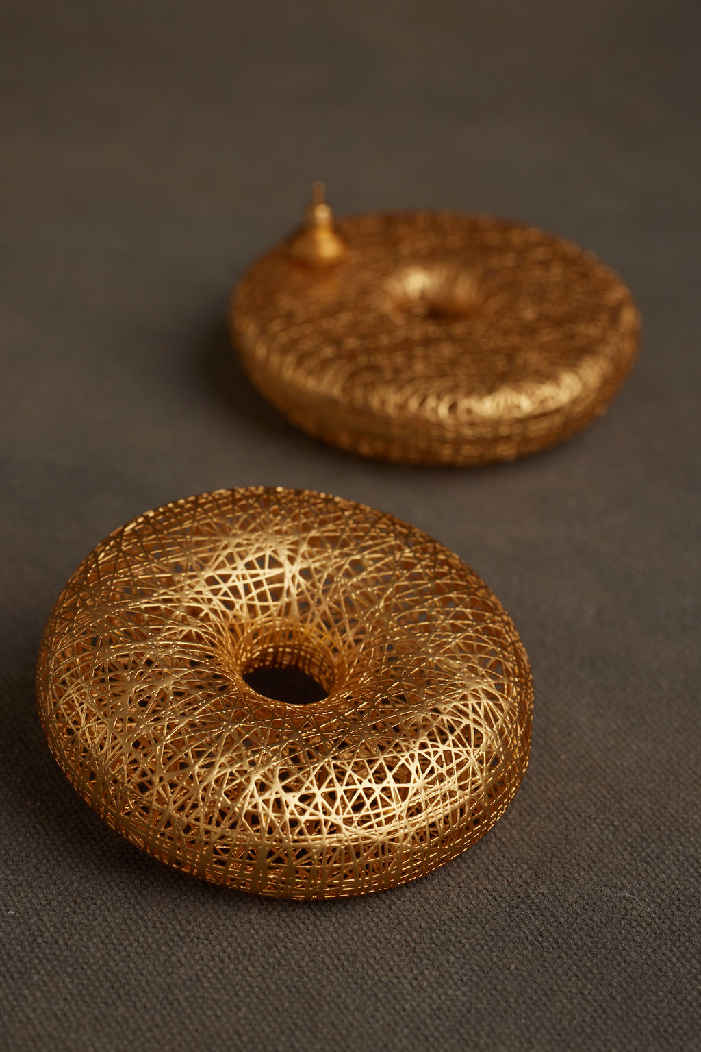 DONA EARRING