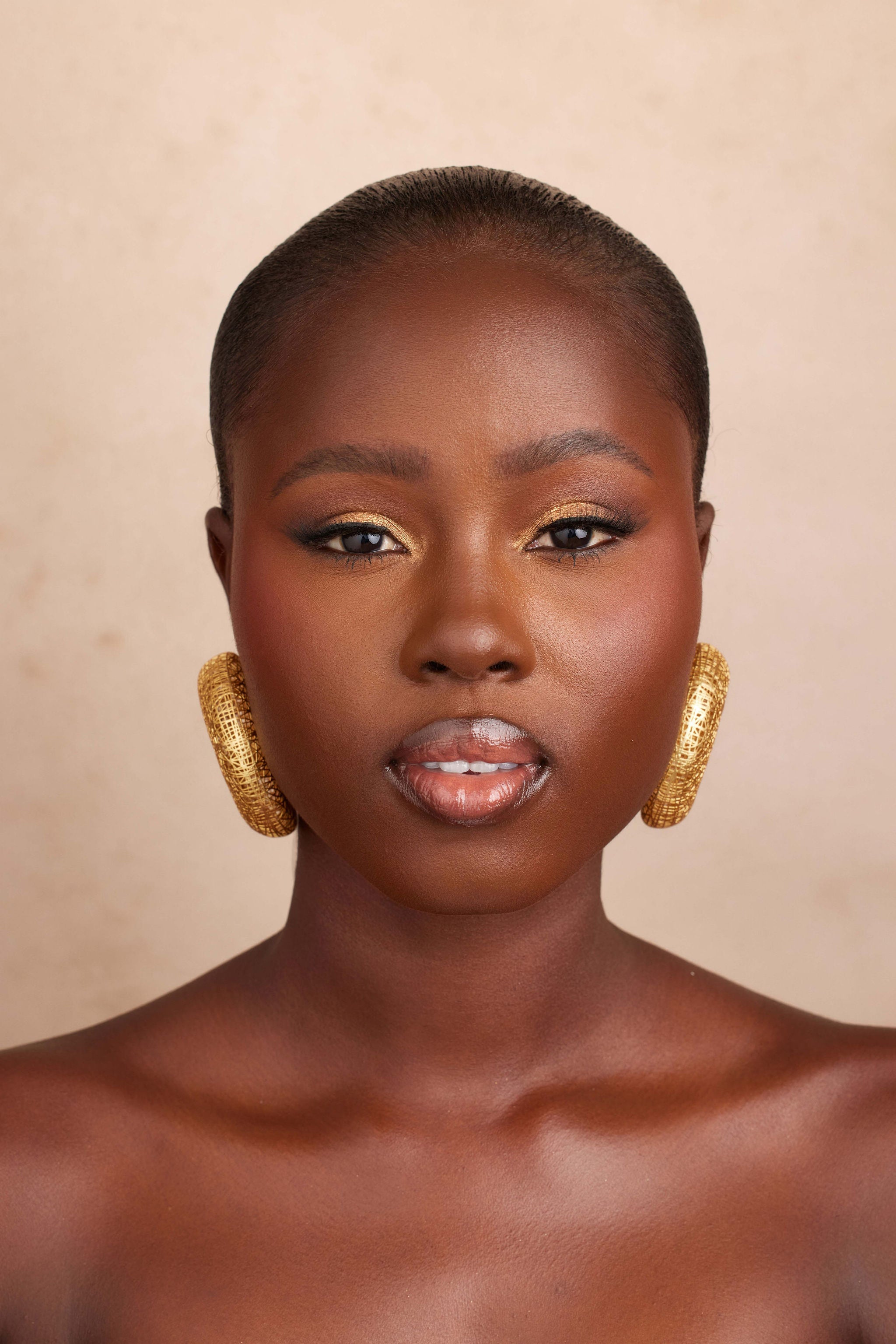 DONA EARRING