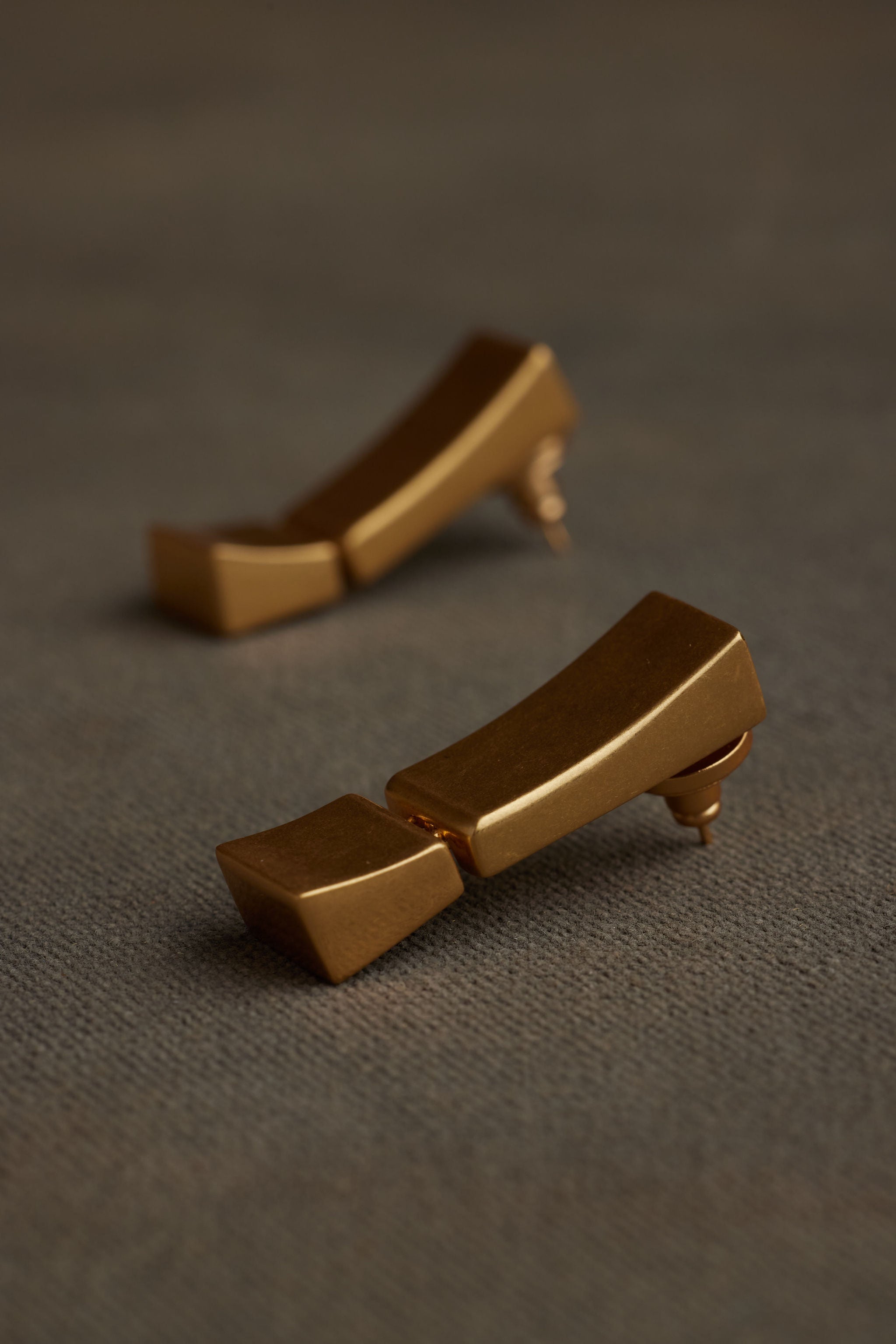 DYVE EARRINGS