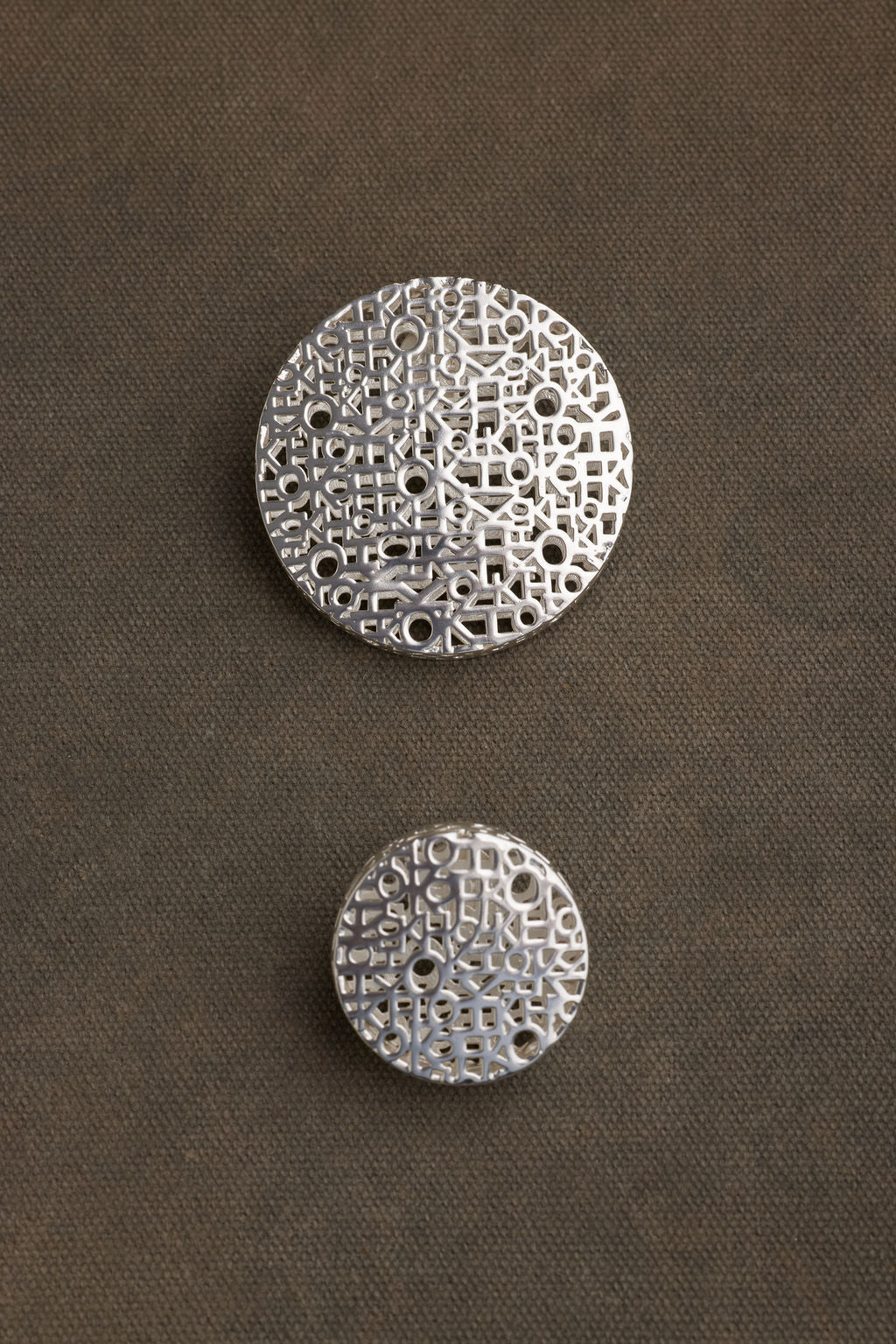 EYAH EARRING