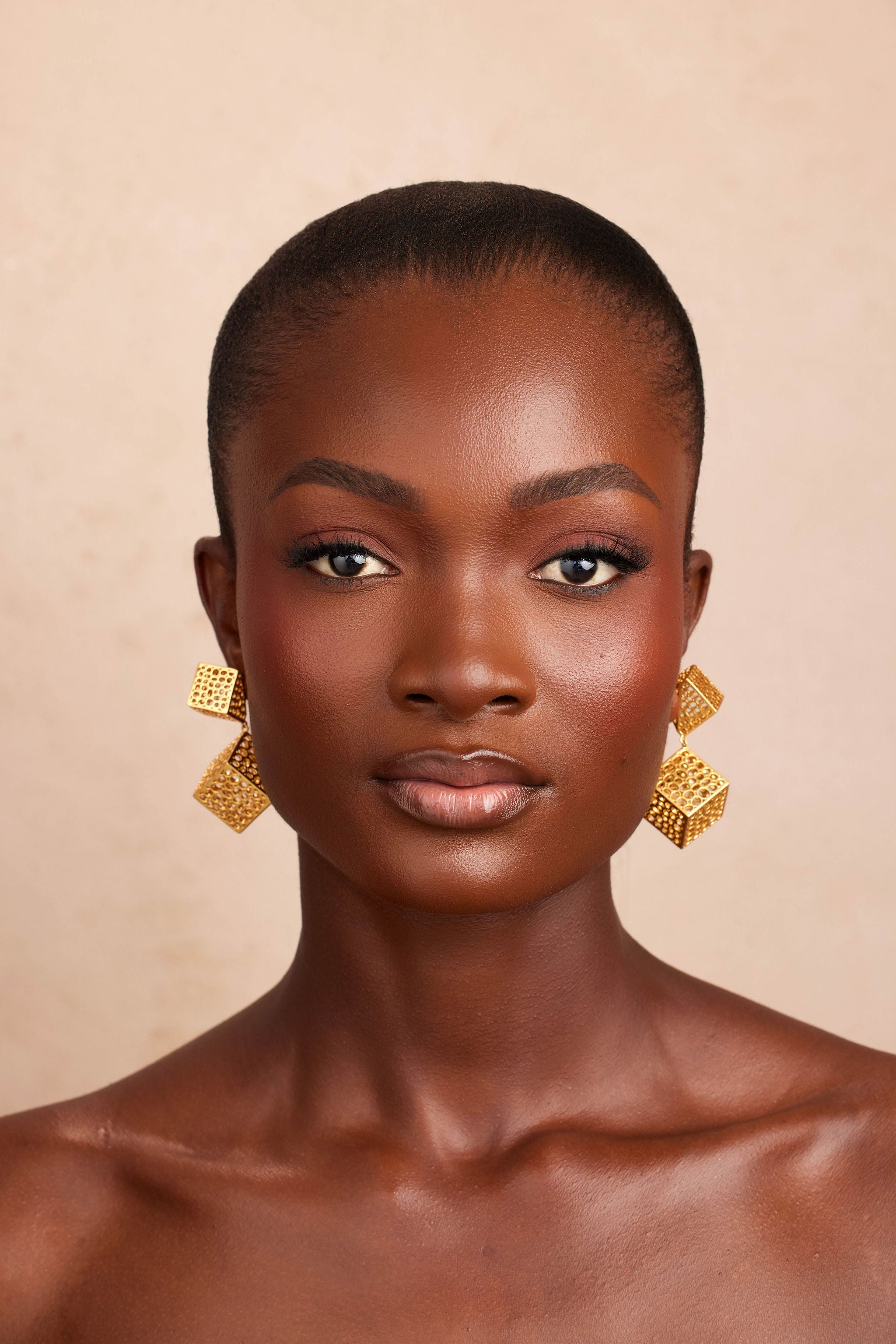 GAEL EARRING