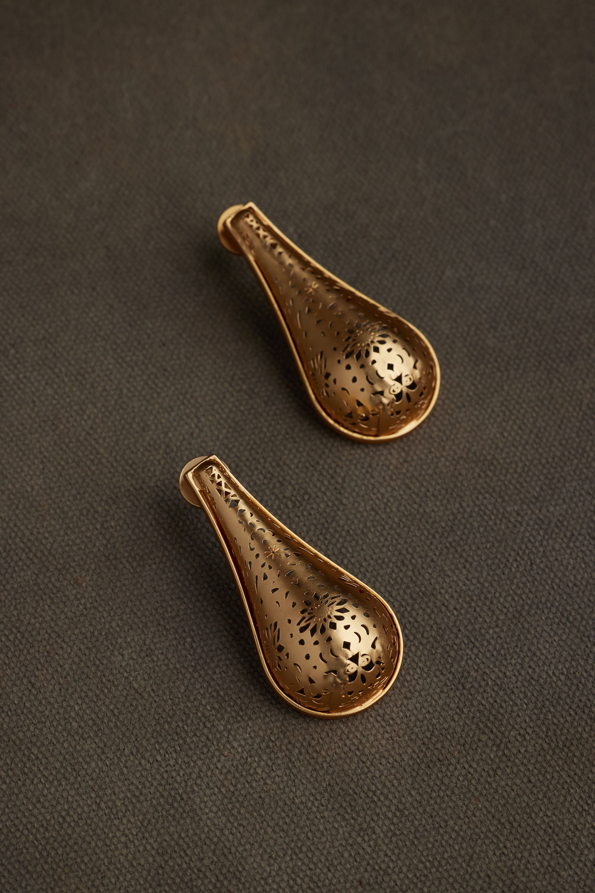 KECH EARRINGS
