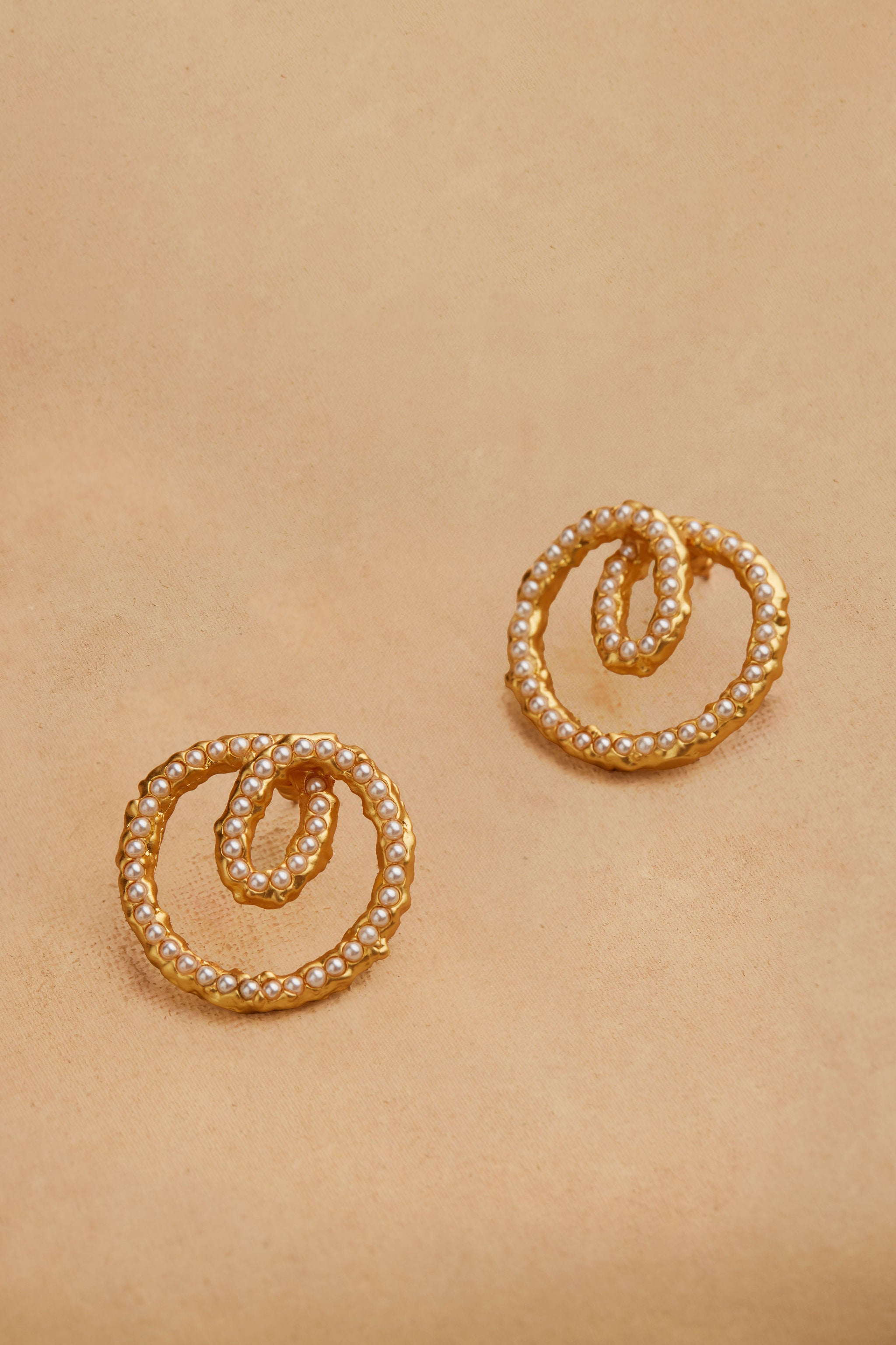 ACRA EARRING
