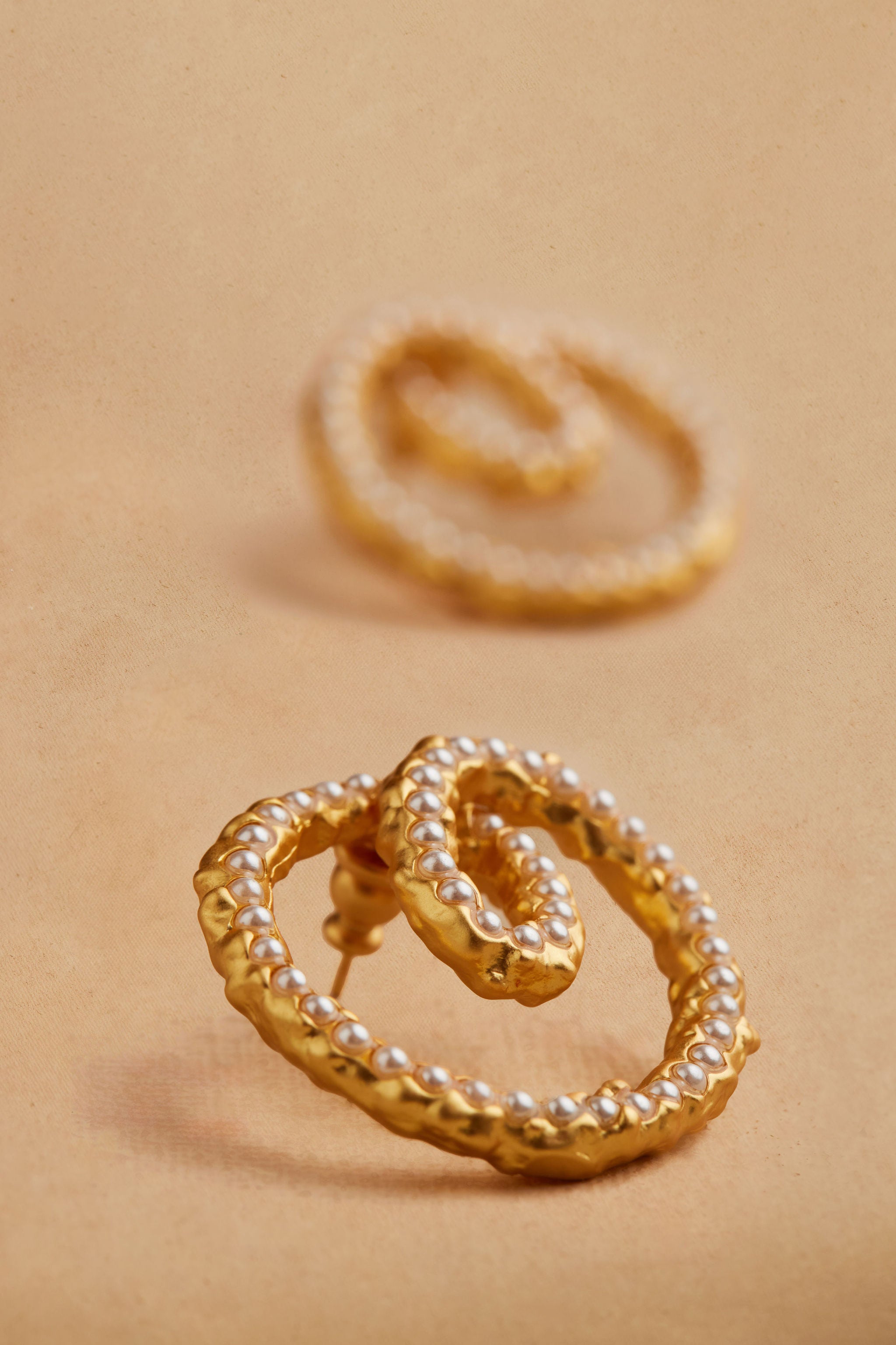 ACRA EARRING