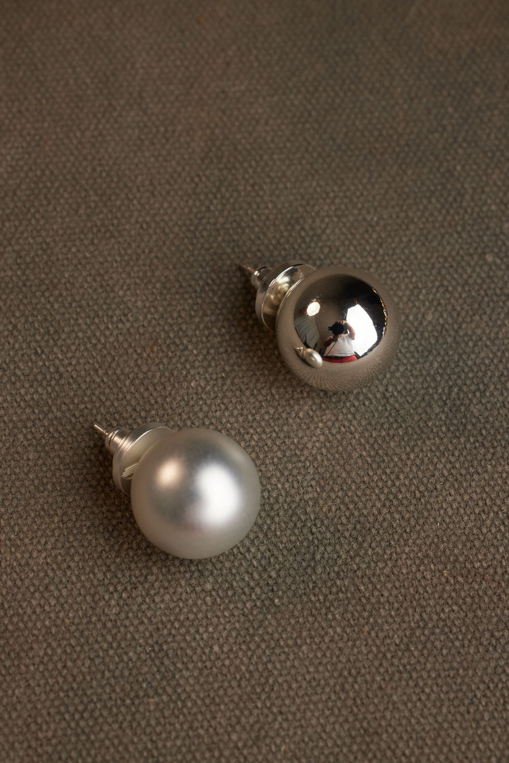 KURU STUDS