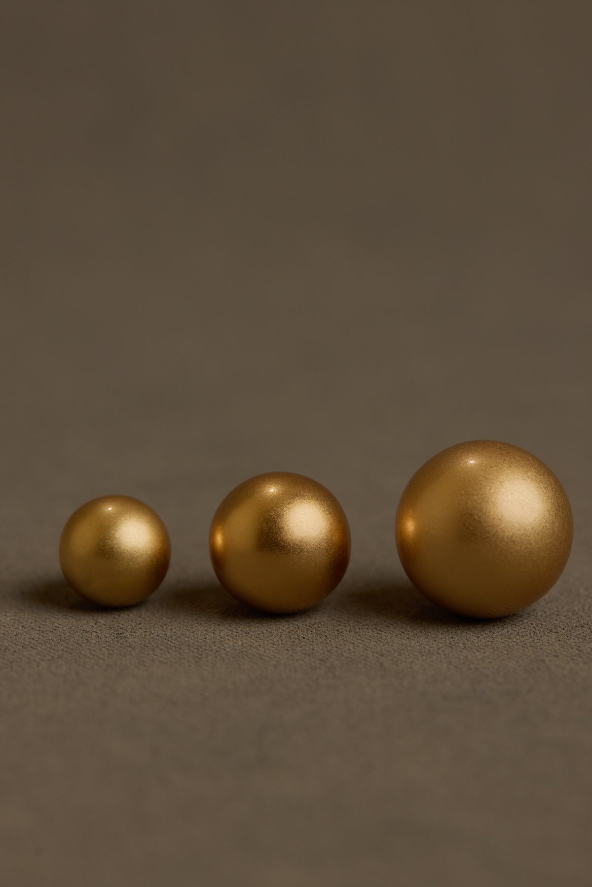 KURU STUDS