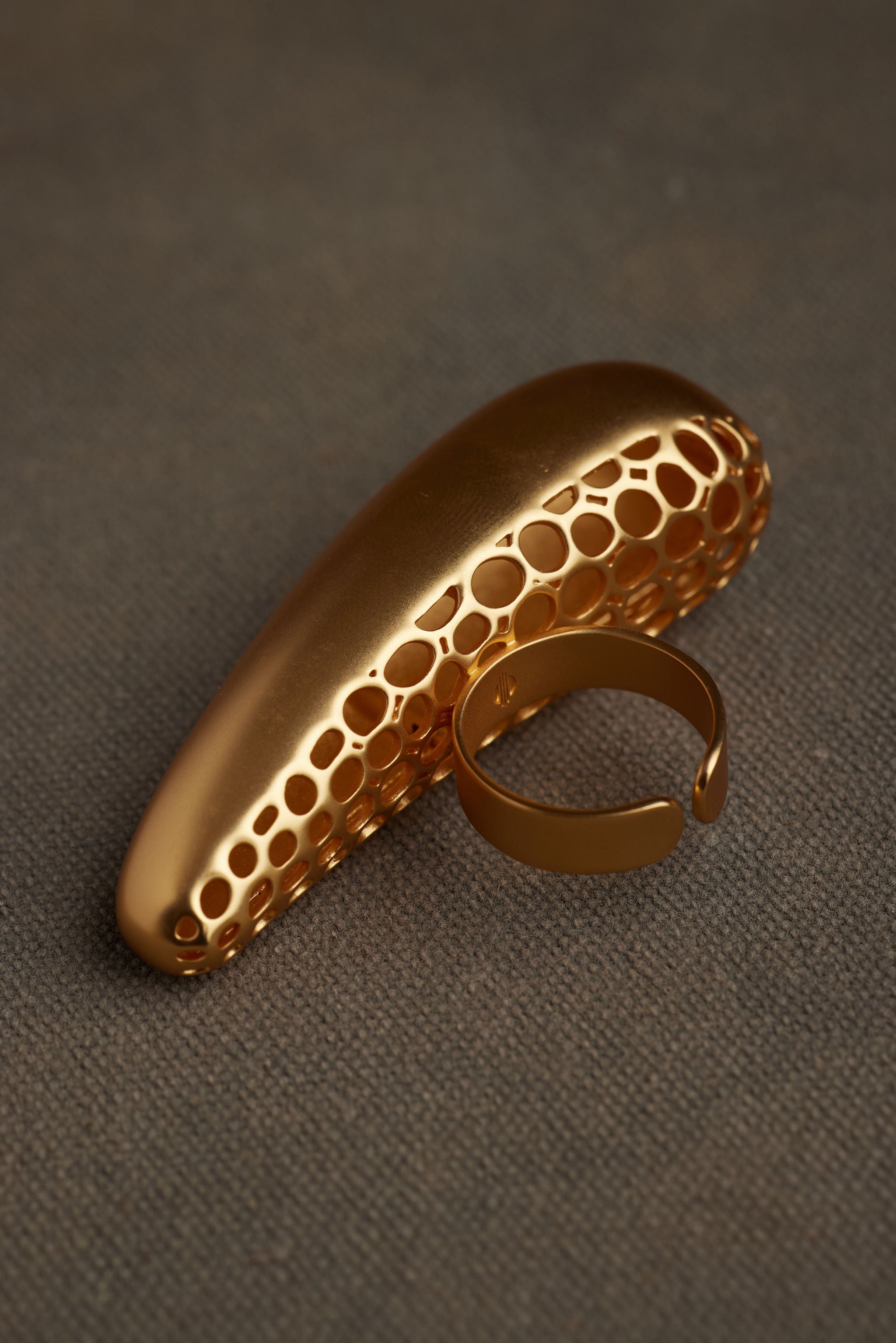 LETA RING