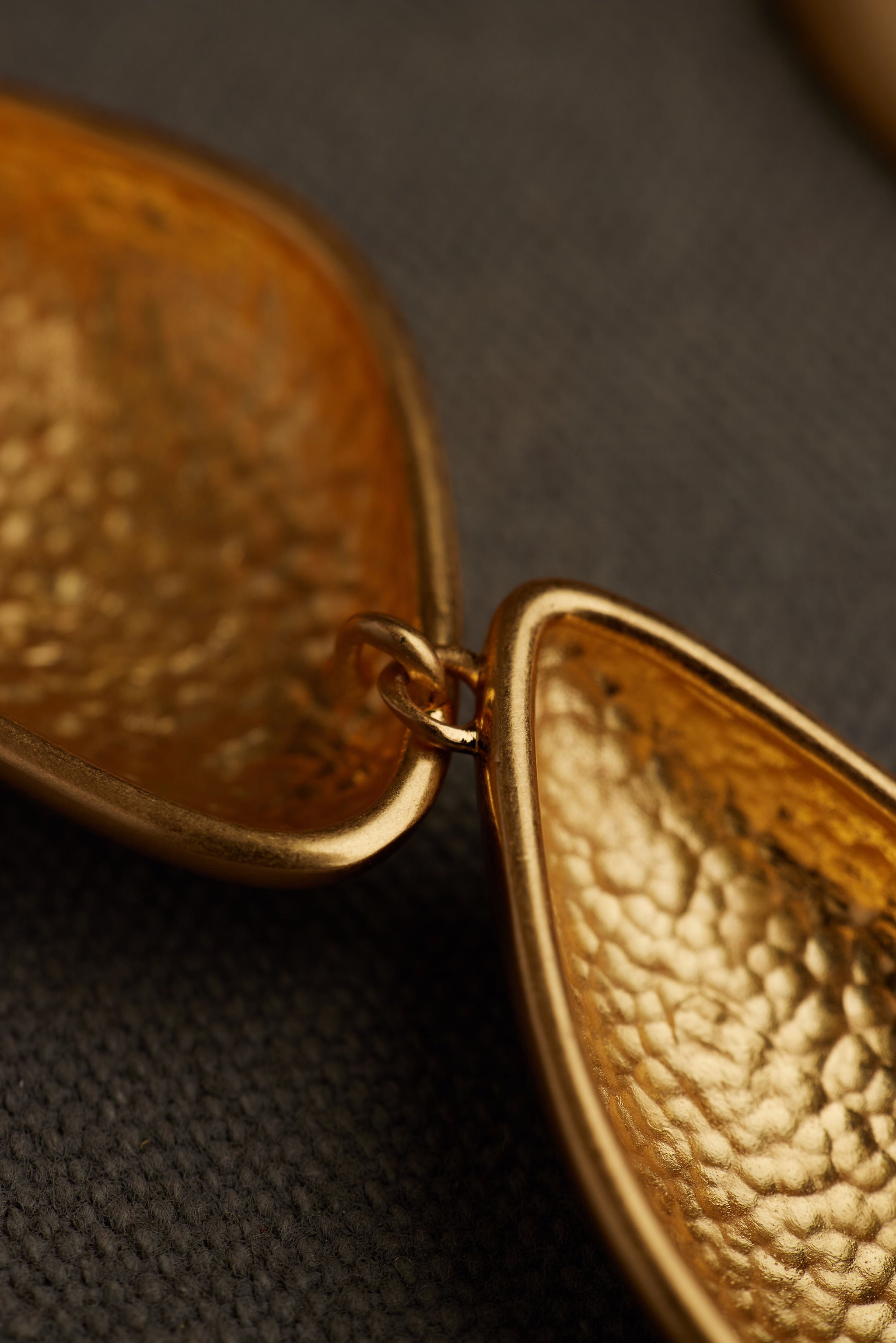 LIVA EARRING