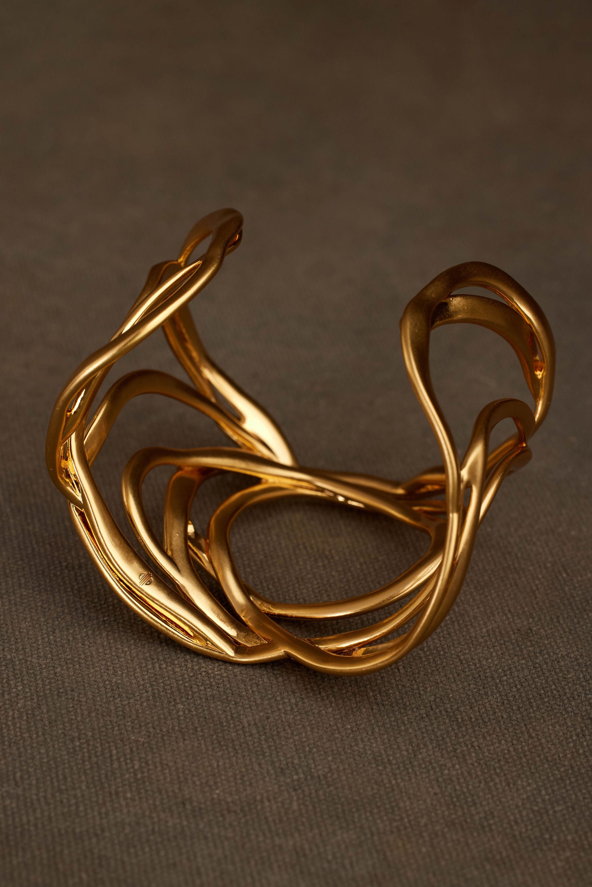 LUNA Bangle