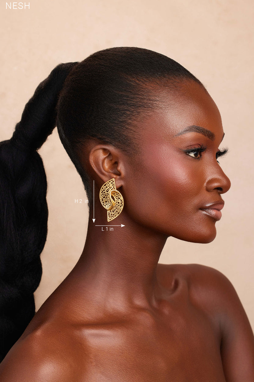 NESH EARRING