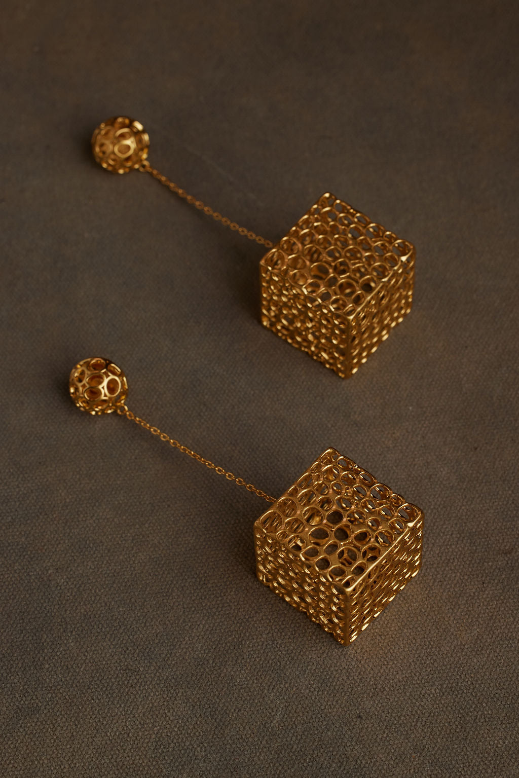 NYTO EARRING