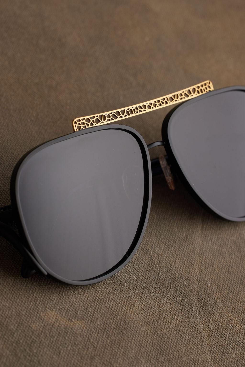 RAYE SUNGLASSES (PRE-ORDER)