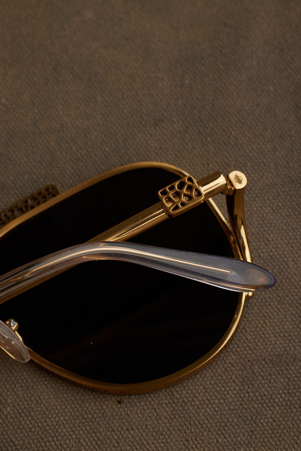 RAYE SUNGLASSES (PRE-ORDER)