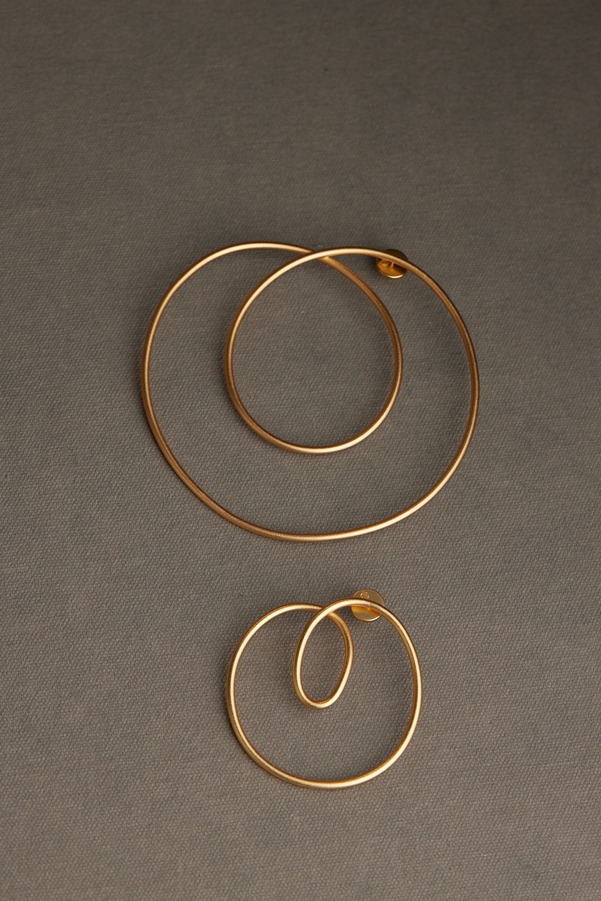 RESI EARRING