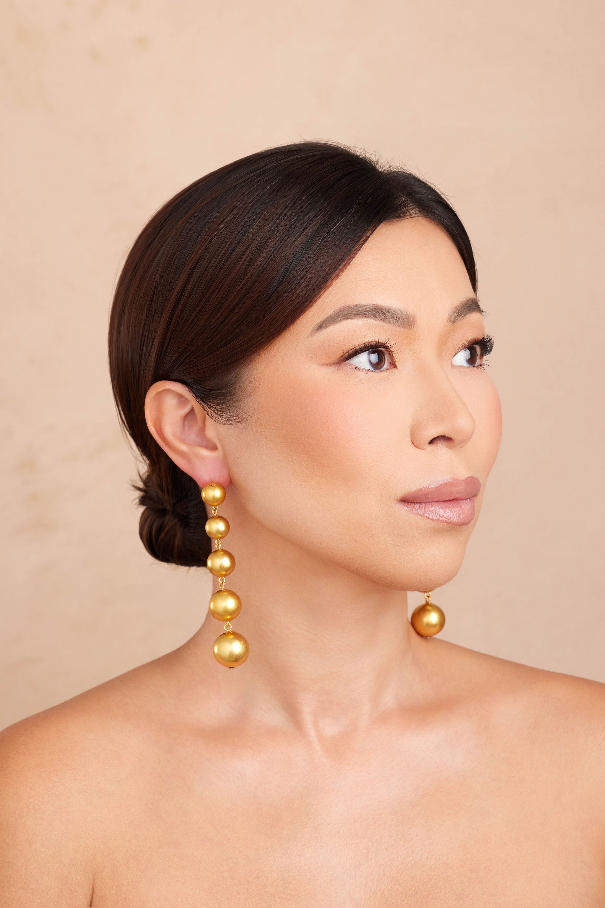 RIKA EARRING