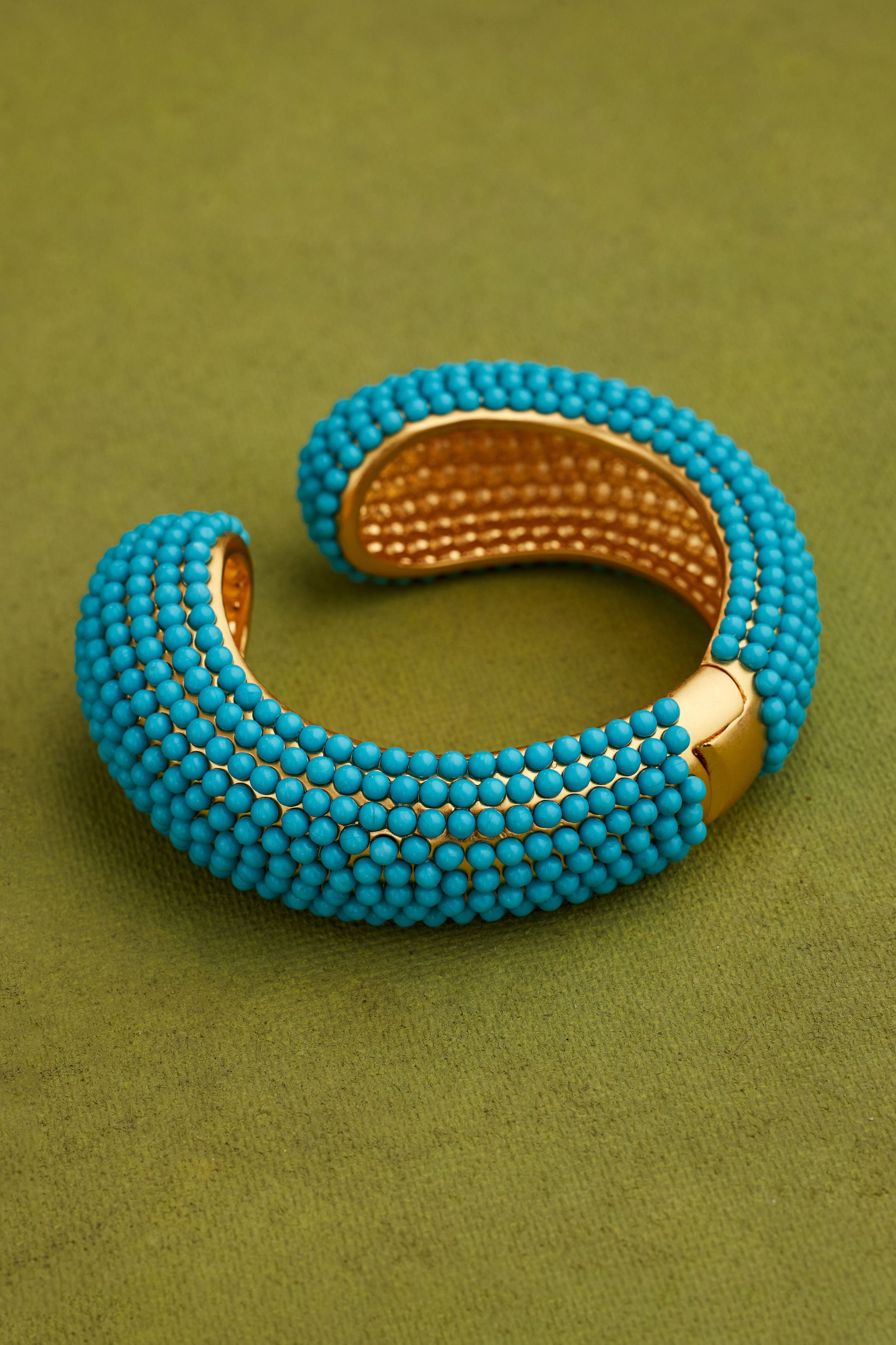 ROUZ BANGLE