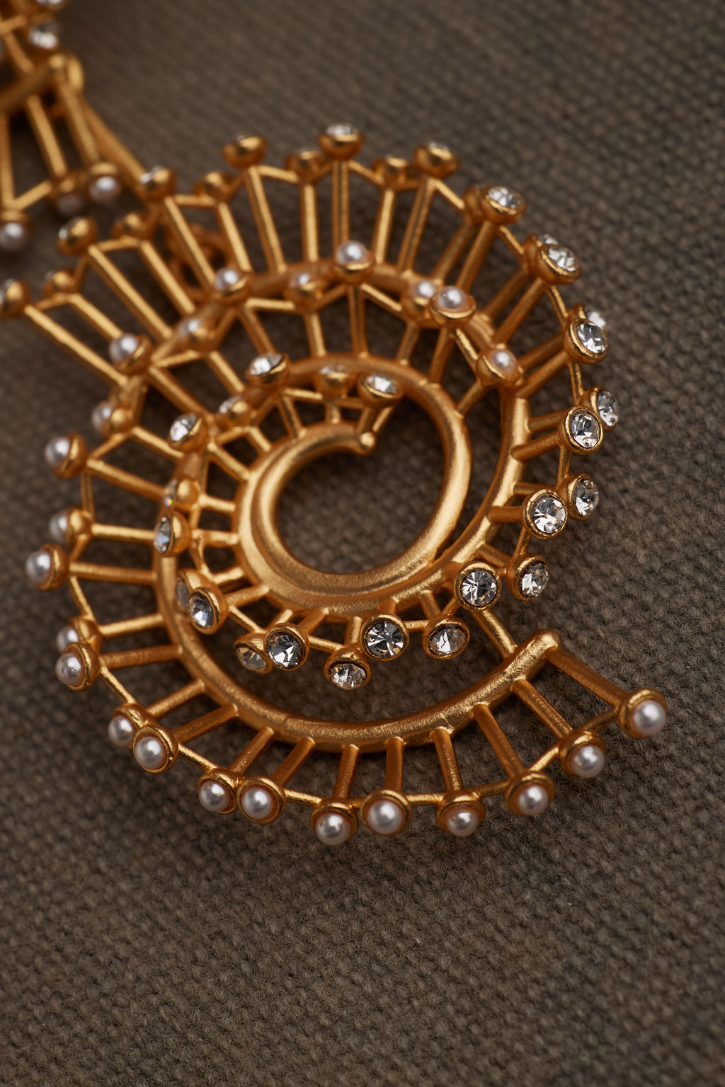 SEAH EARRING