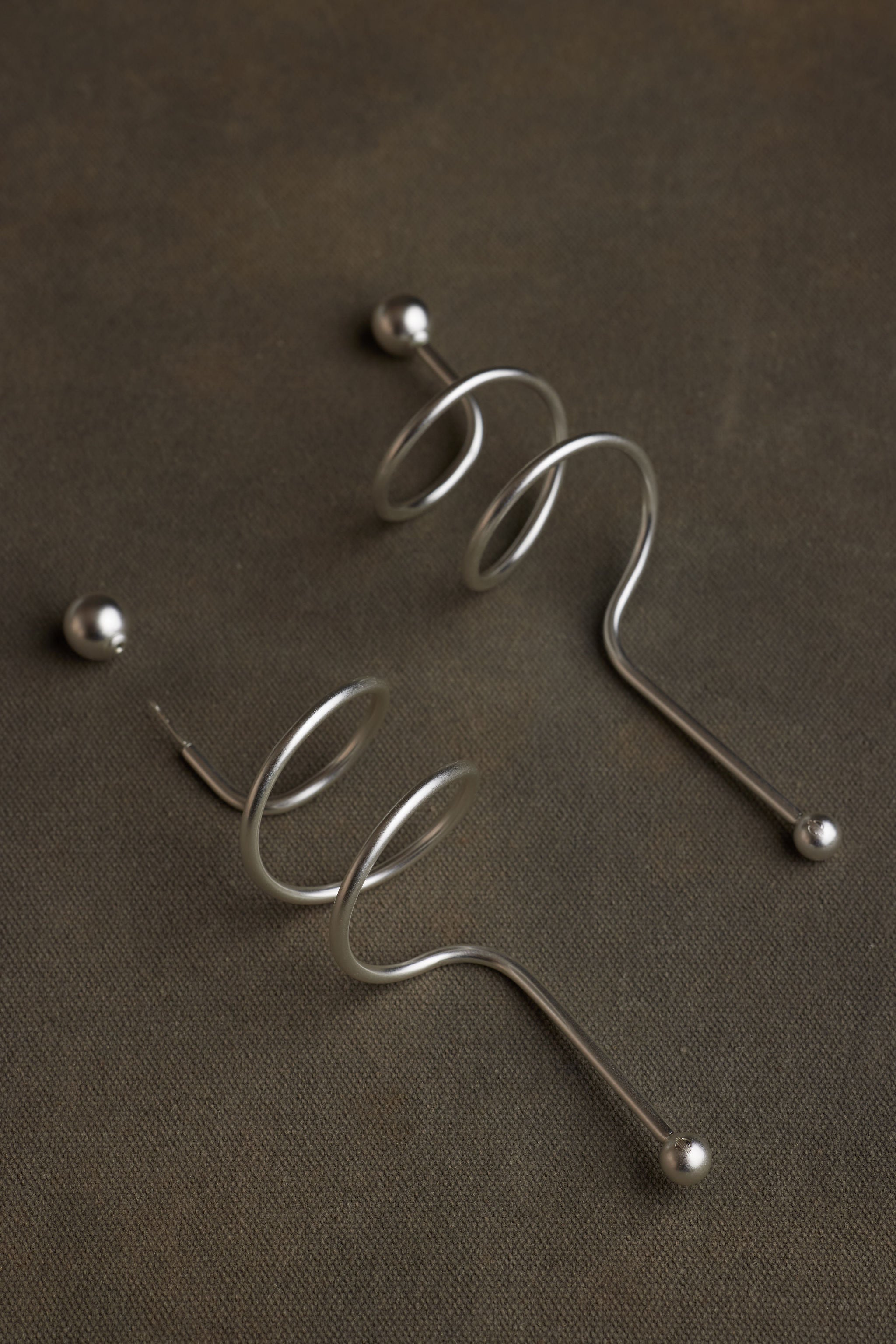 SEIY EARRING