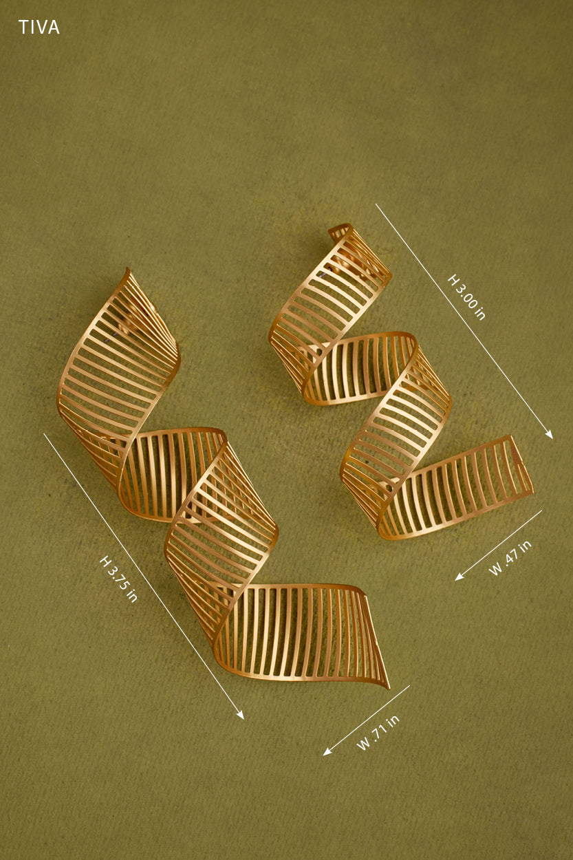 TIVA EARRING
