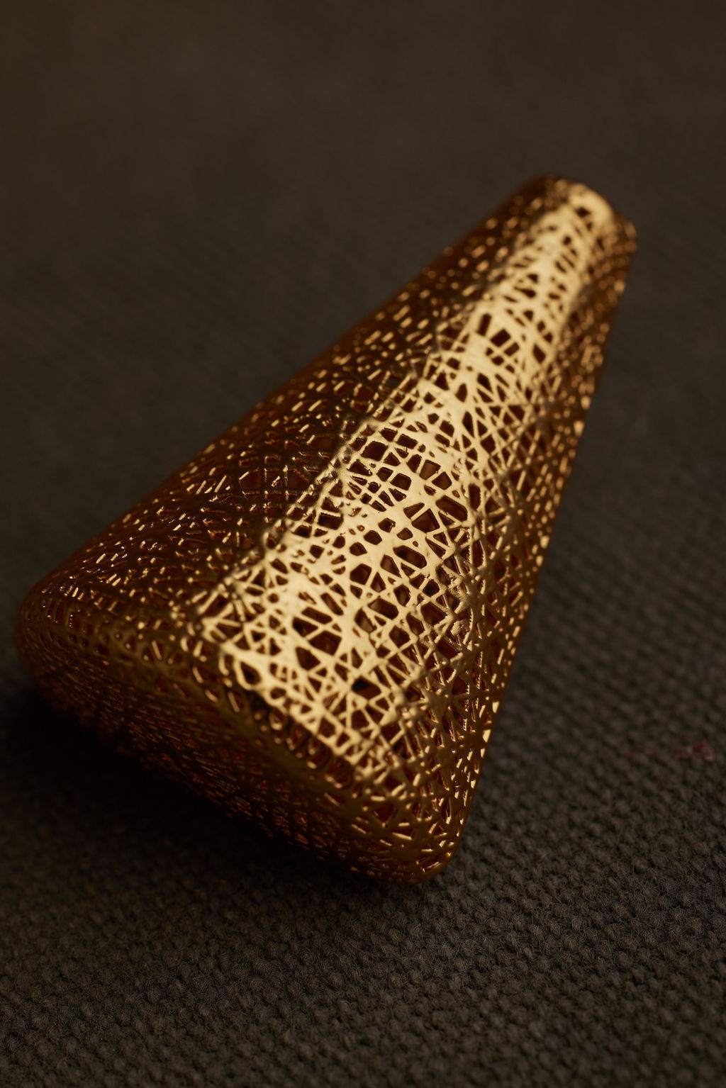 TACE EARRING