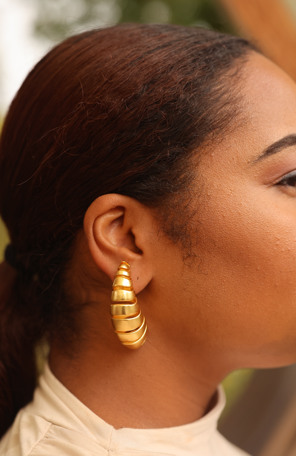 TOKA EARRING
