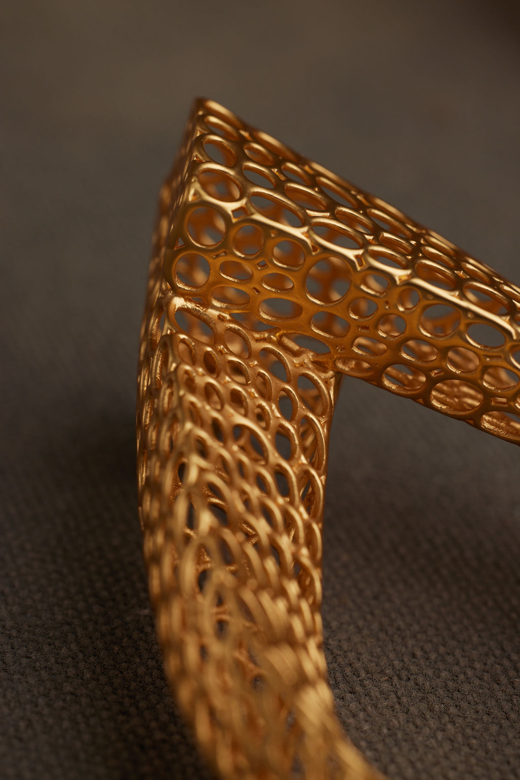 TREA EARRING