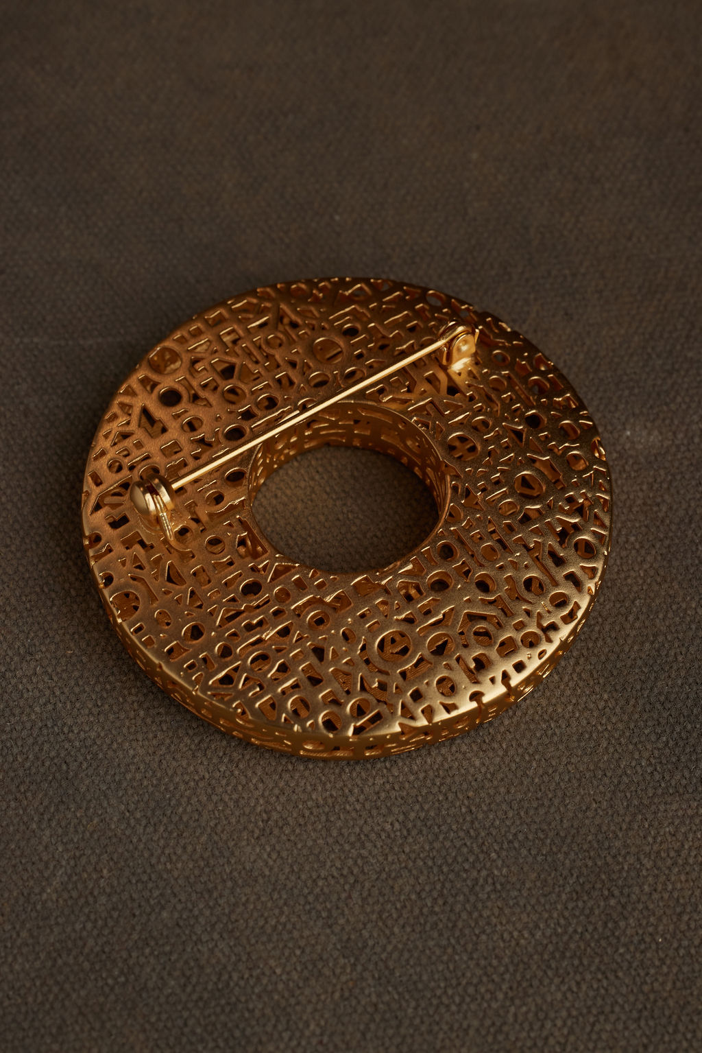 UDAH BROOCH